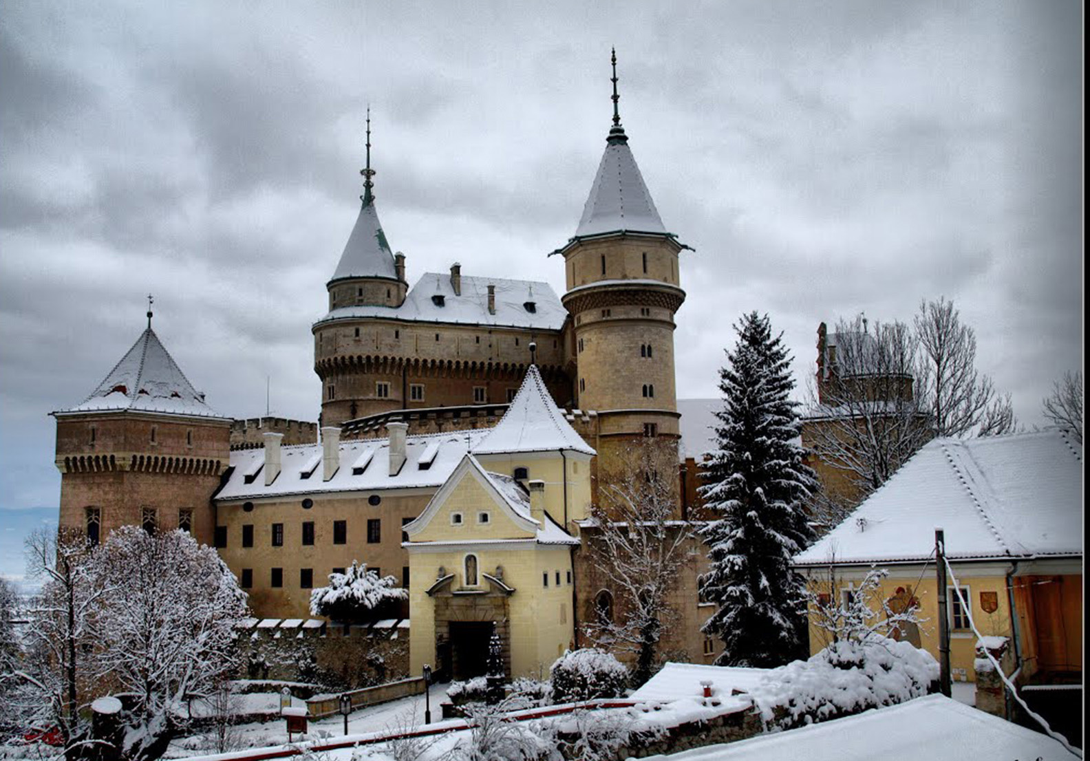 Бойницкий замок в Словакии