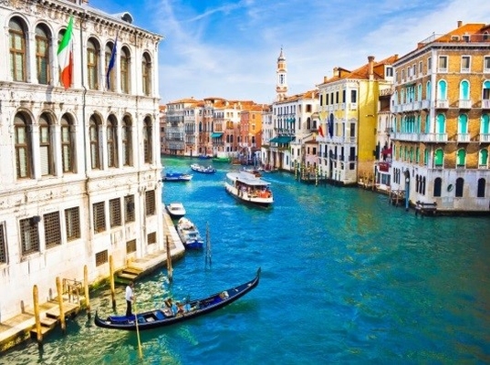 Гранд канал Венеция