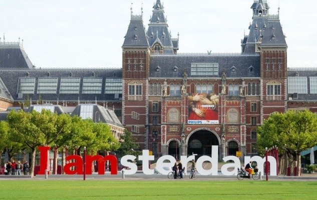 тур в Амстердам