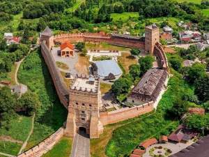 Волинь Кличе: Дубно, замок Острозьких, Тараканівський форт-Луцьк-Колодяжне -Київ